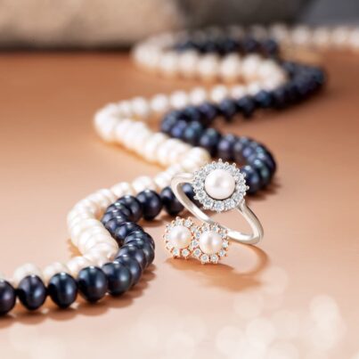 Pearls rings