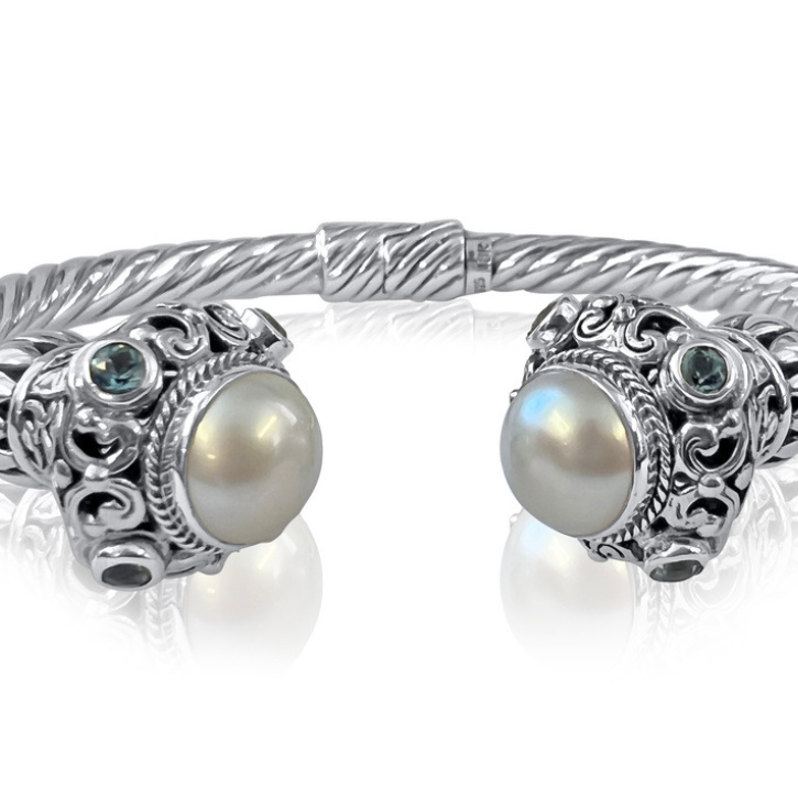 Twist Pearl Bangle